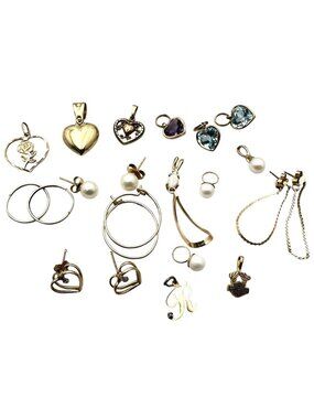 12K to 14K Yellow Gold Lot Earrings Pendants Charms 13 Grams Estate Jewelry